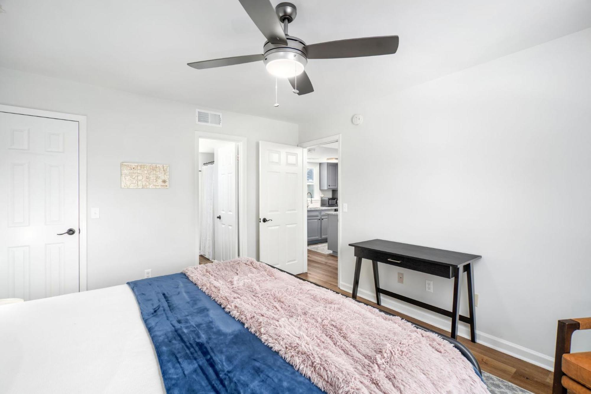 Remodeled And New - Walk To Downtown Auburn Exterior foto